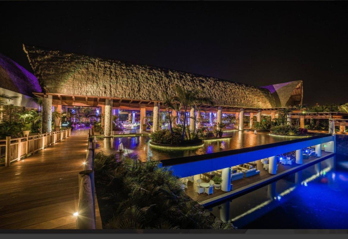 Grand Luxxe With Free Golf Otel Nuevo Vallarta Dış mekan fotoğraf